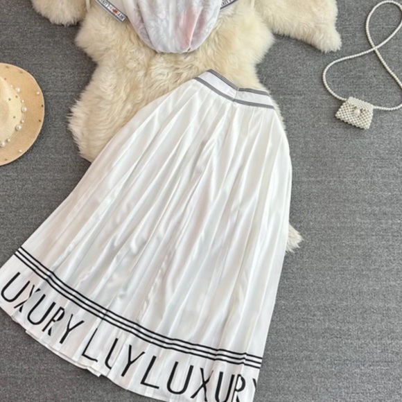 New Skirt Suit Women  2 Pieces Set - Picture 3 of 5